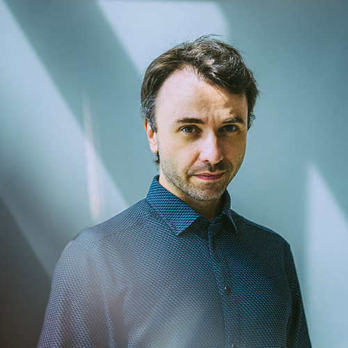 Auteur - Félix Villeneuve